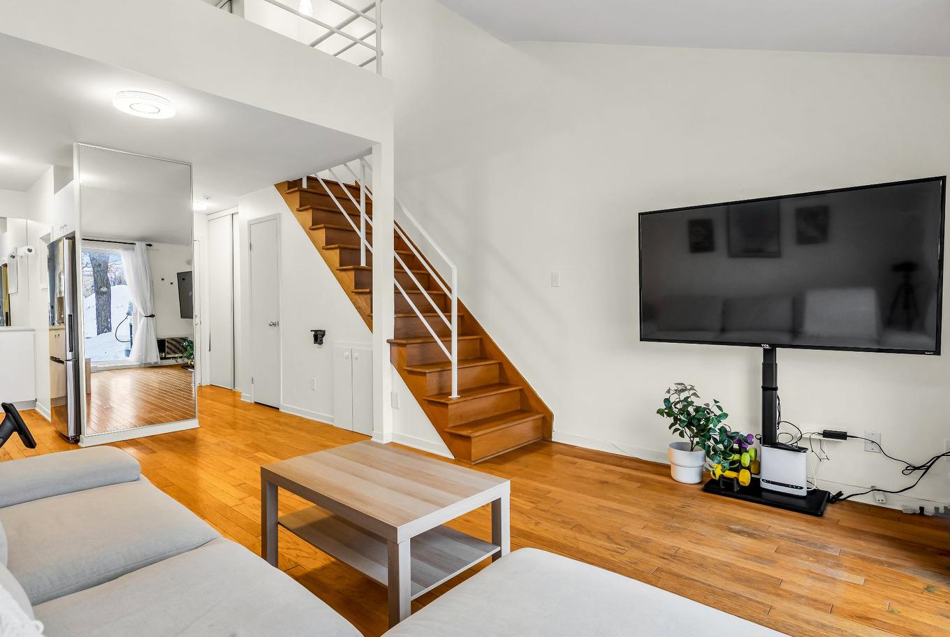 Living room - 123-45 Rue De Courcelle, Repentigny (Repentigny), QC - Indoor Photo Showing Living Room