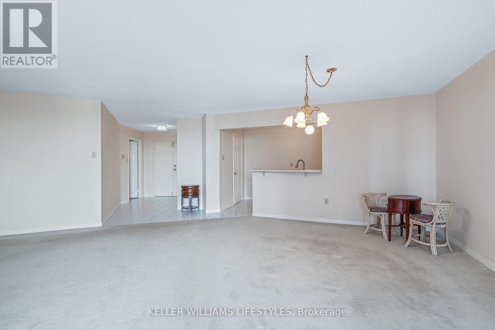 1302 - 500 Talbot Street E, London East (East F), ON - Indoor Photo Showing Other Room