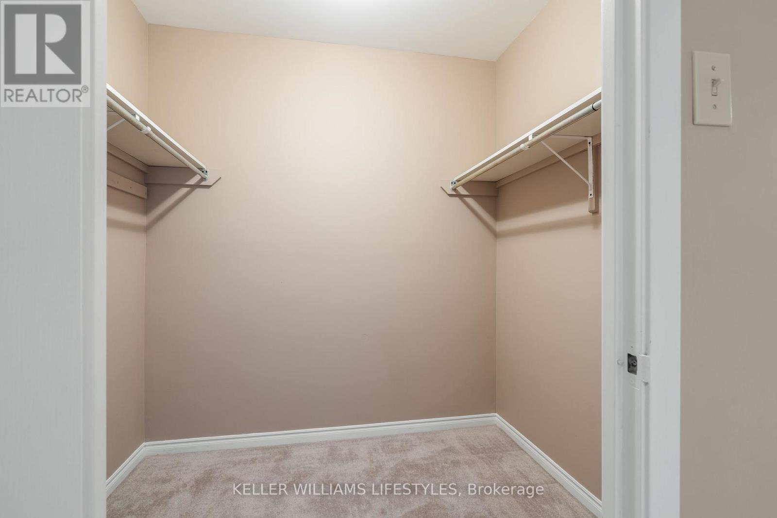 1302 - 500 Talbot Street E, London East (East F), ON - Indoor With Storage