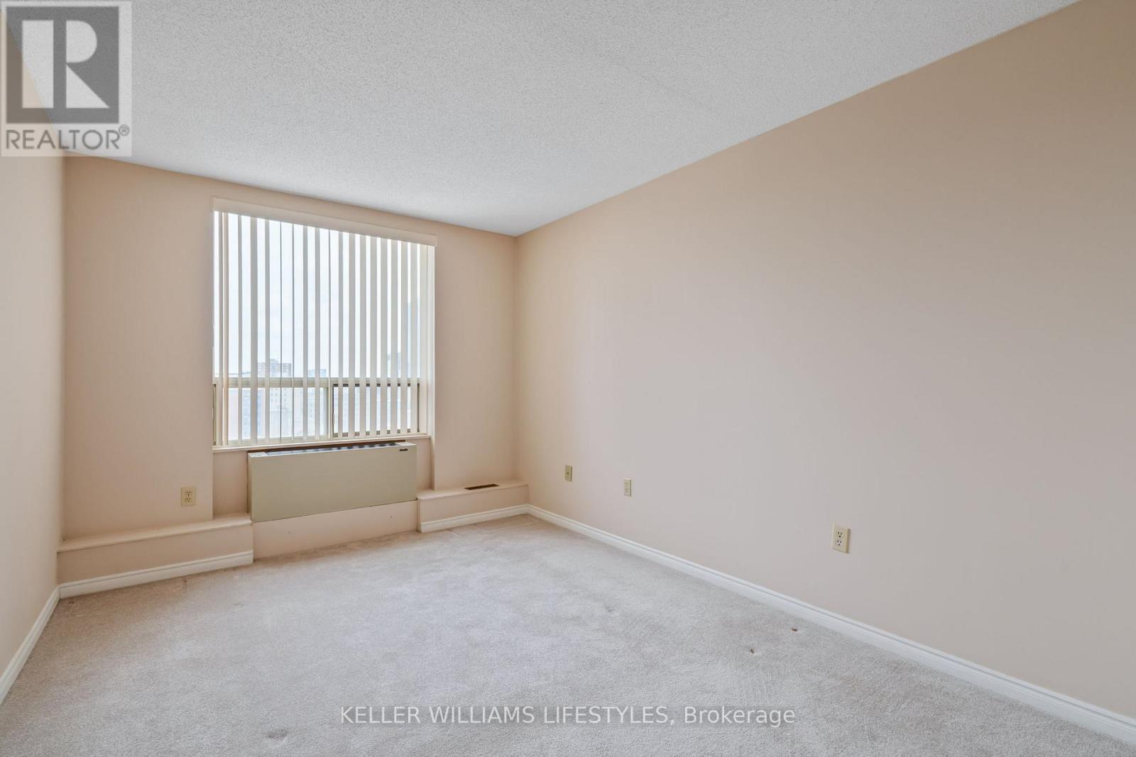 1302 - 500 Talbot Street E, London East (East F), ON - Indoor Photo Showing Other Room