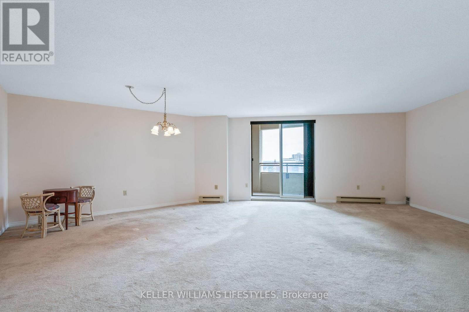 1302 - 500 Talbot Street E, London East (East F), ON - Indoor Photo Showing Other Room