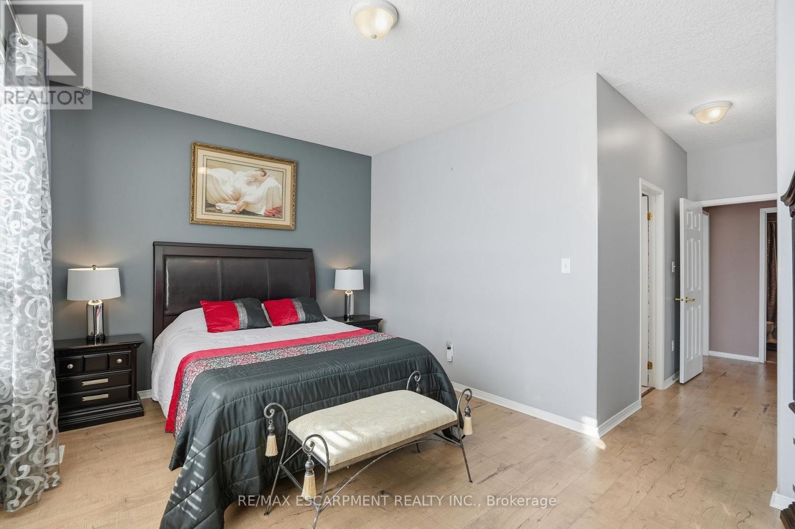 23 Mathews Court, Brantford, ON - Indoor Photo Showing Bedroom