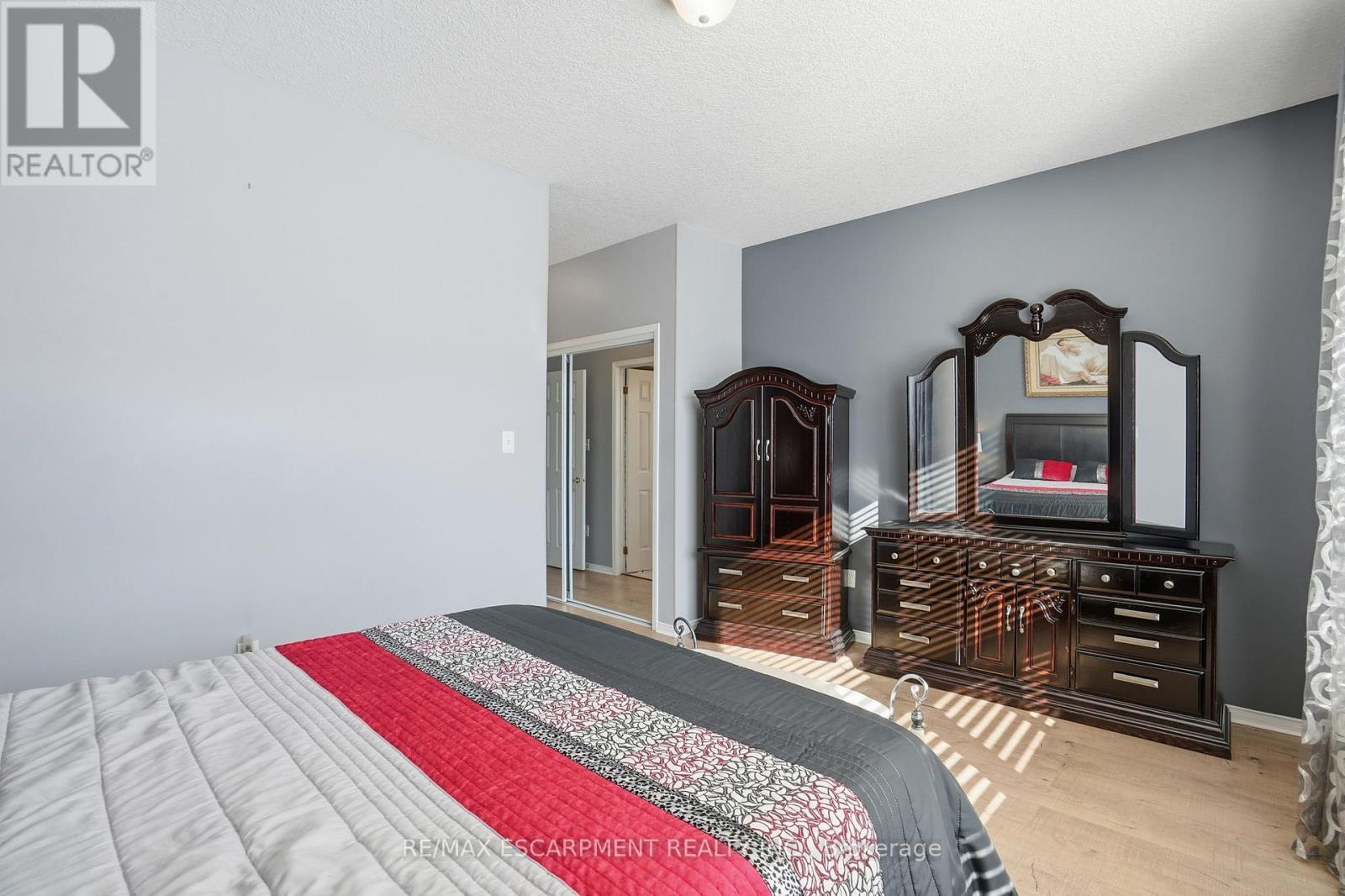 23 Mathews Court, Brantford, ON - Indoor Photo Showing Bedroom