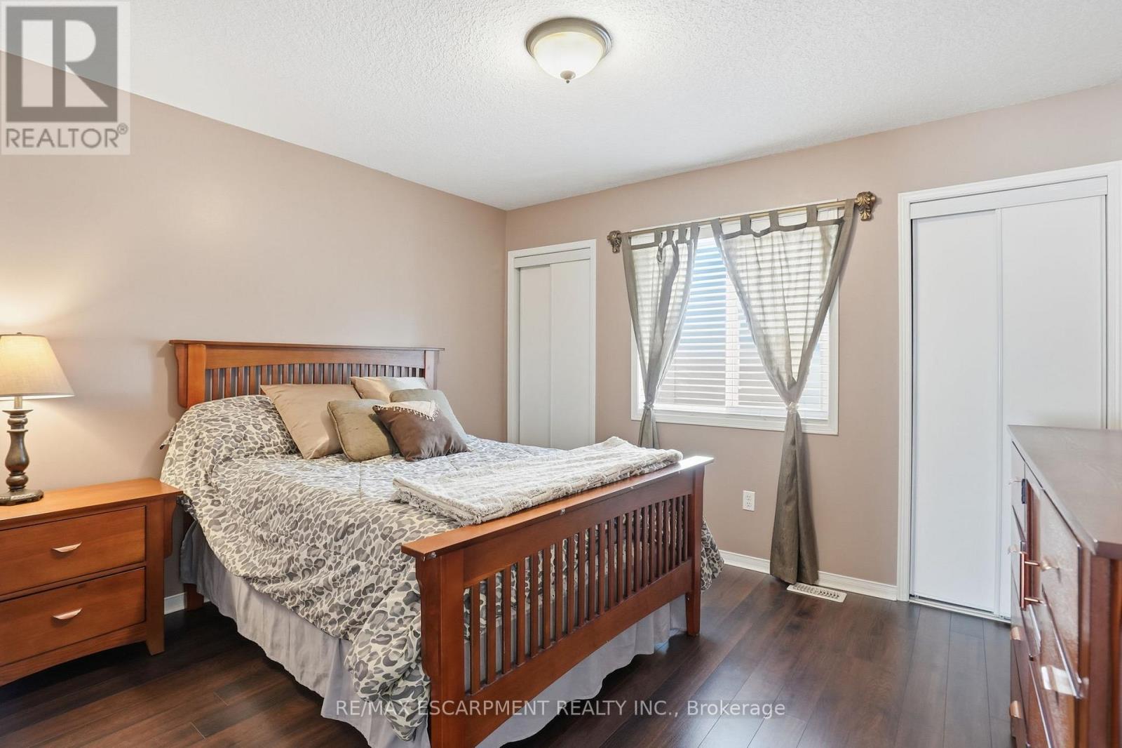 23 Mathews Court, Brantford, ON - Indoor Photo Showing Bedroom