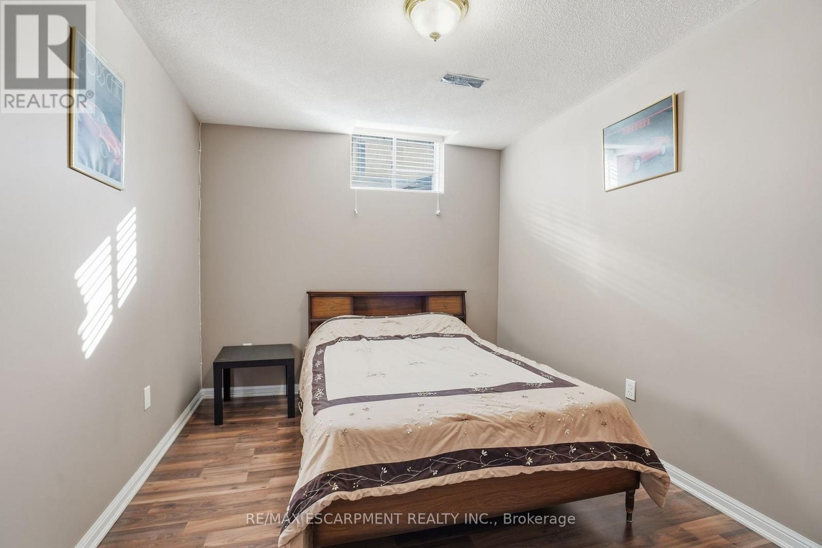 23 Mathews Court, Brantford, ON - Indoor Photo Showing Bedroom