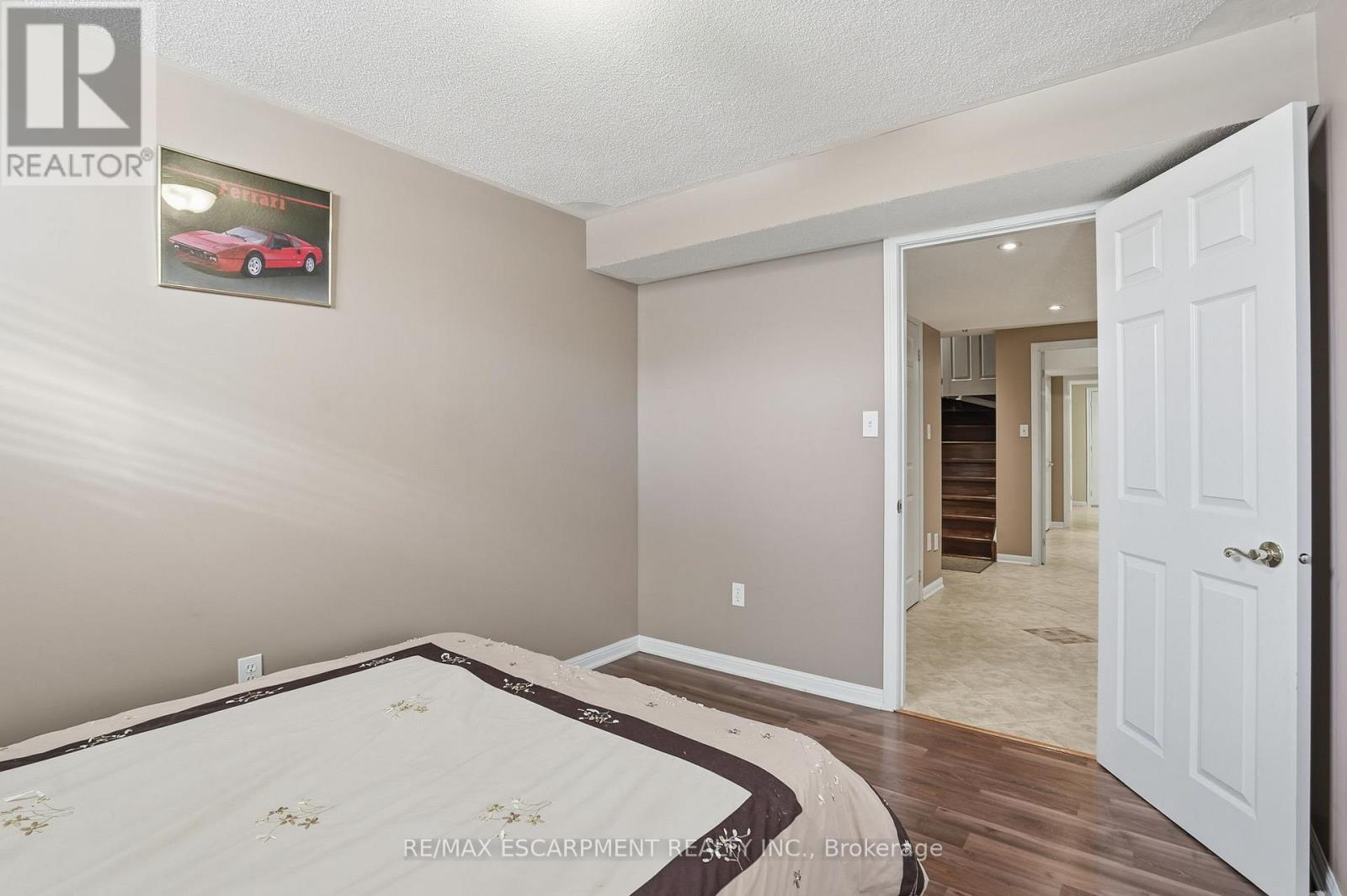 23 Mathews Court, Brantford, ON - Indoor Photo Showing Bedroom