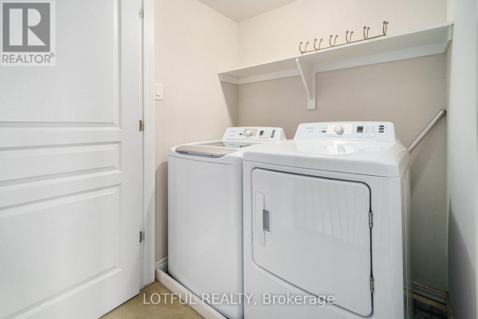 336 Rainrock Crescent, Ottawa, ON - Indoor Photo Showing Laundry Room