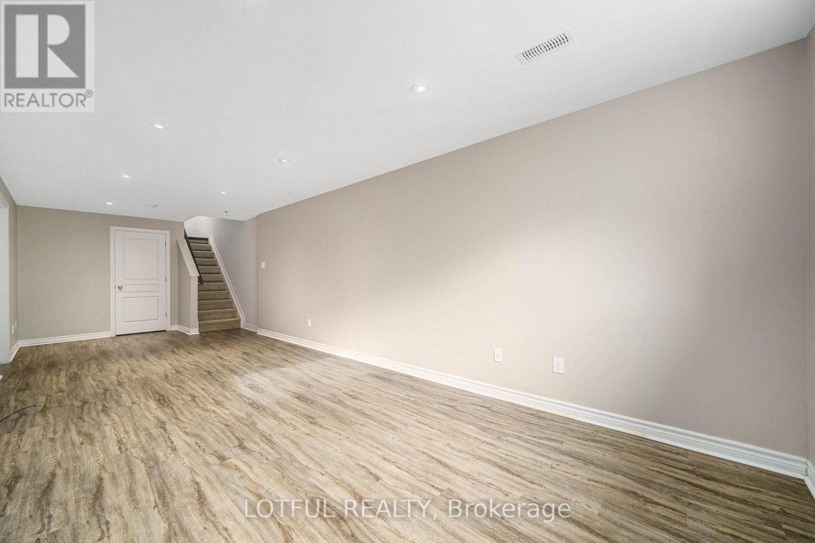 336 Rainrock Crescent, Ottawa, ON - Indoor Photo Showing Other Room