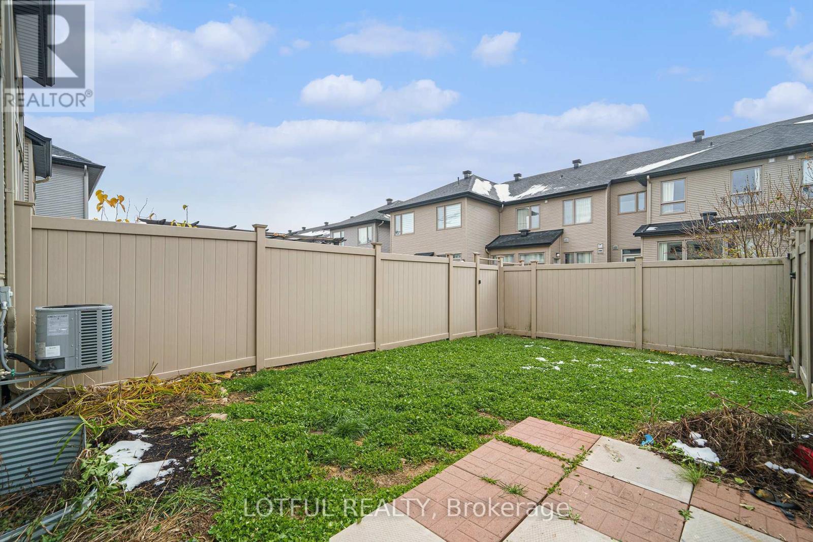 336 Rainrock Crescent, Ottawa, ON - Outdoor