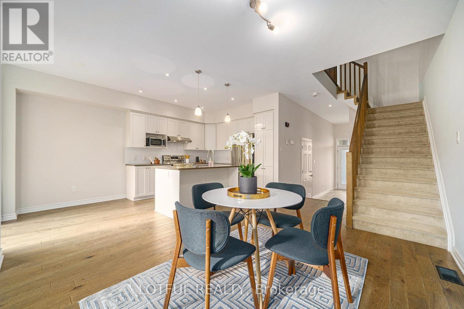 336 Rainrock Crescent, Ottawa, ON - Indoor Photo Showing Dining Room