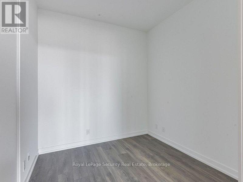 3708 - 898 Portage Parkway, Vaughan, ON - Indoor Photo Showing Other Room