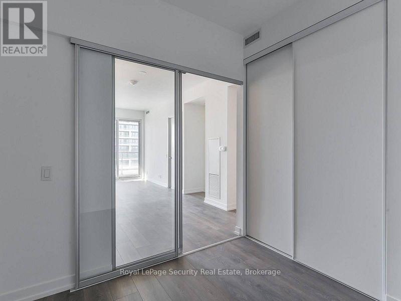 3708 - 898 Portage Parkway, Vaughan, ON - Photo Showing Other Room