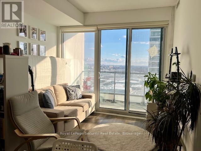 Living Room - Occupied - 3708 - 898 Portage Parkway, Vaughan, ON - Indoor Photo Showing Other Room