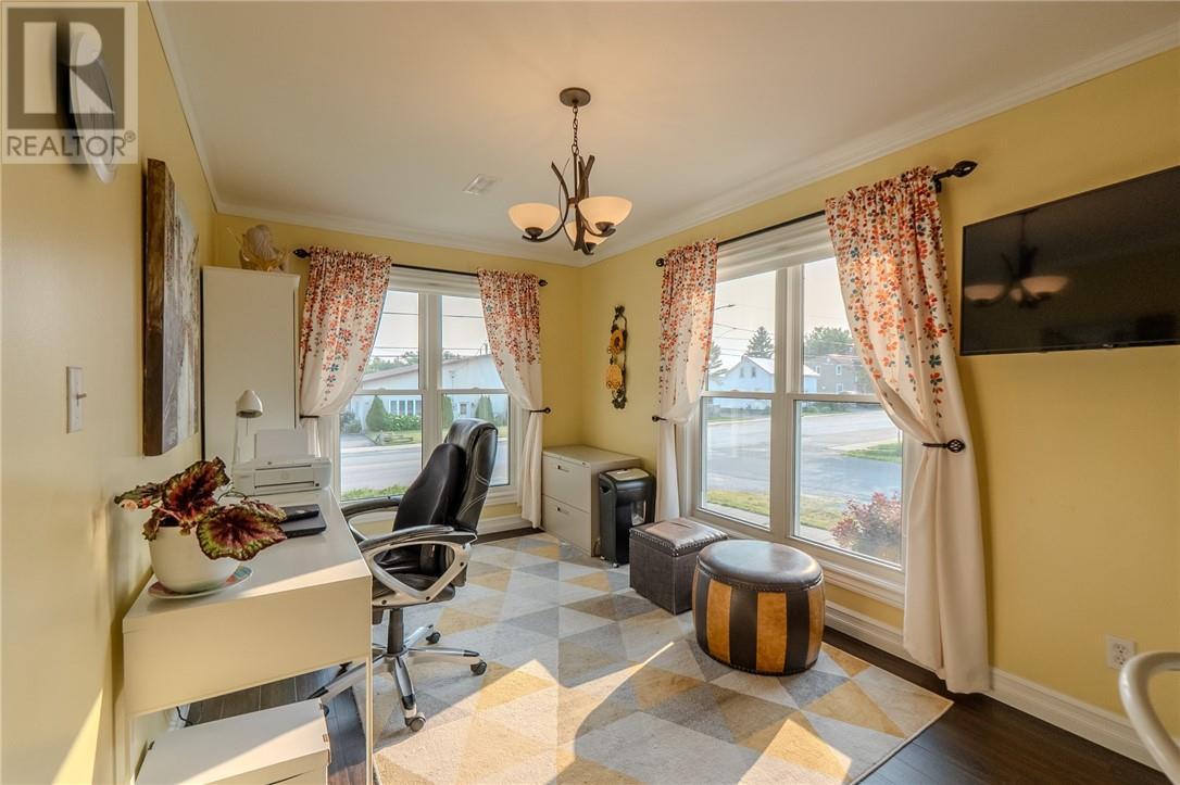 17 Principale W Street, West Nipissing, ON - Indoor Photo Showing Office