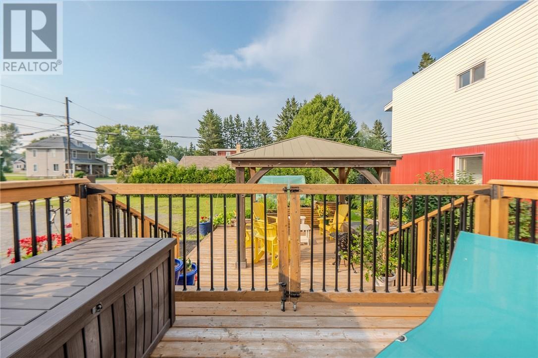 17 Principale W Street, West Nipissing, ON - Outdoor With Exterior