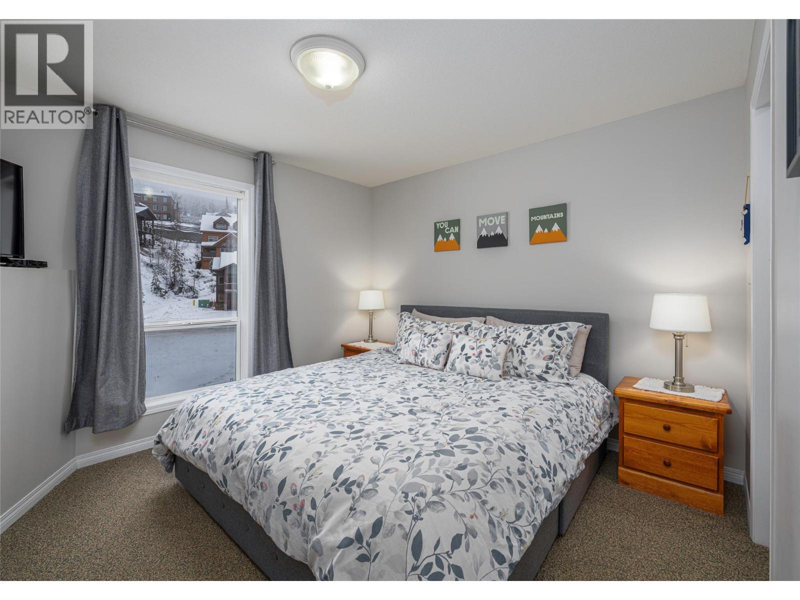 215 Kettle View Road Unit# 308, Big White, BC - Indoor Photo Showing Bedroom