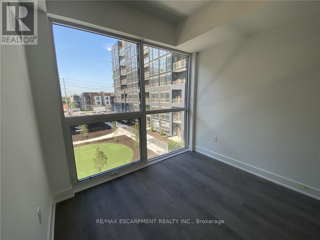 340 - 2343 Khalsa Gate, Oakville, ON - Indoor Photo Showing Other Room