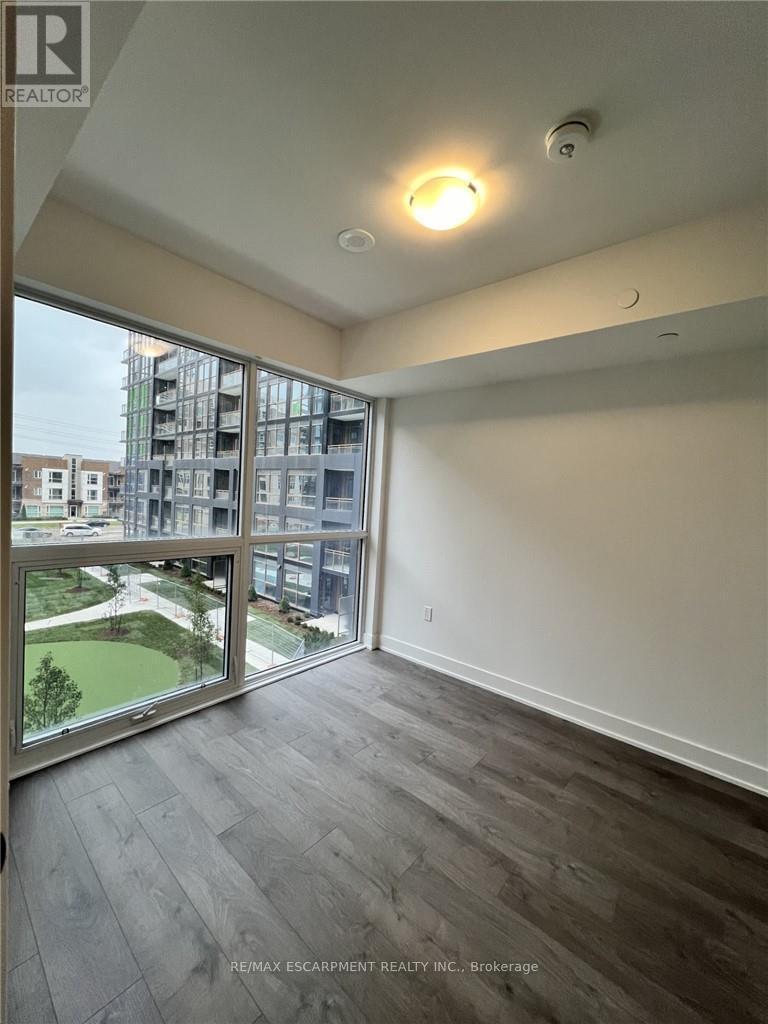 340 - 2343 Khalsa Gate, Oakville, ON - Indoor Photo Showing Other Room