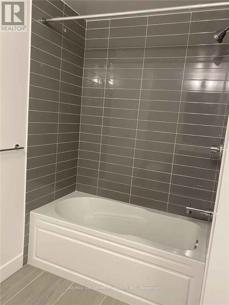 340 - 2343 Khalsa Gate, Oakville, ON - Indoor Photo Showing Bathroom