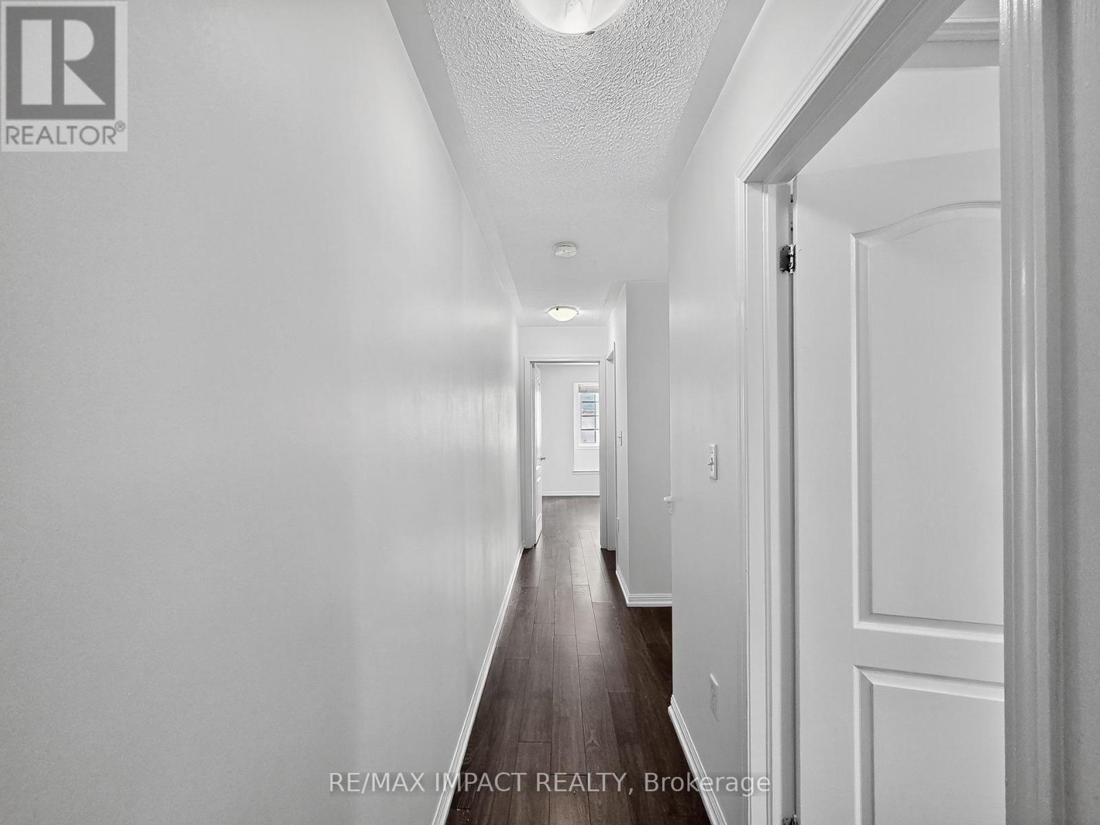 232 Rouge River Drive, Toronto (Rouge), ON - Indoor Photo Showing Other Room