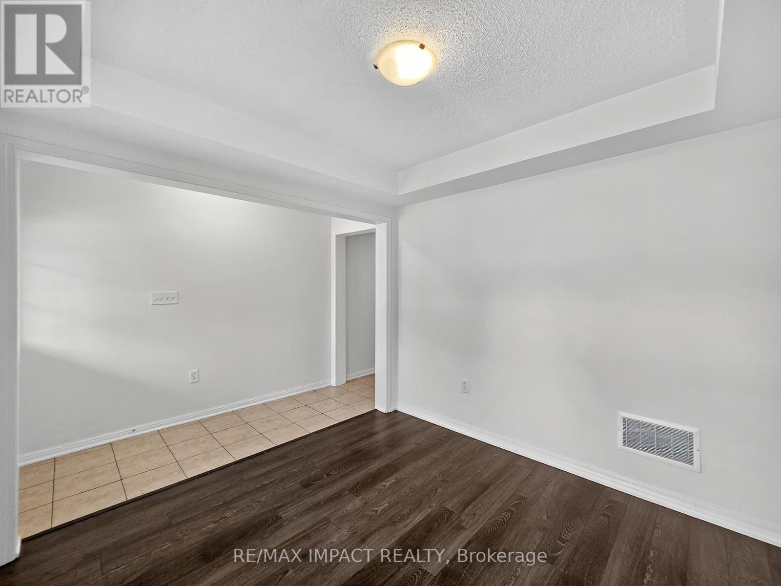 232 Rouge River Drive, Toronto (Rouge), ON - Indoor Photo Showing Other Room