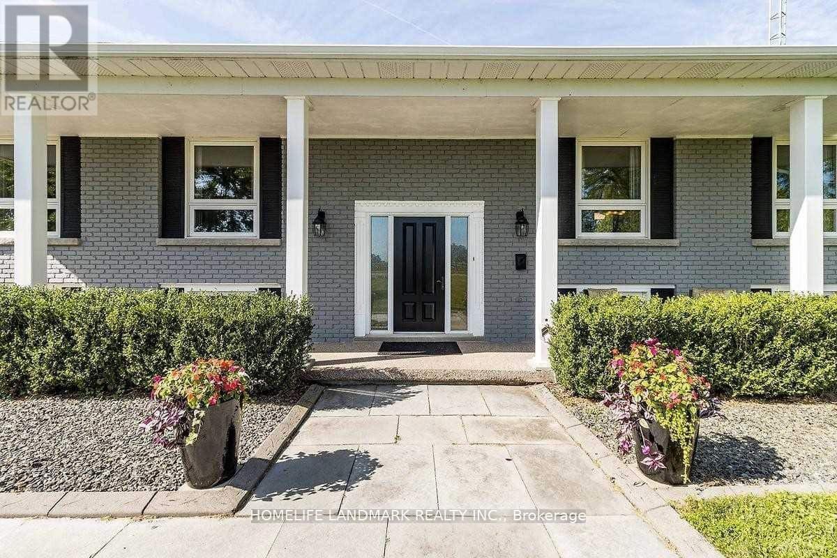 5468 Appleby Line, Burlington, ON - Outdoor