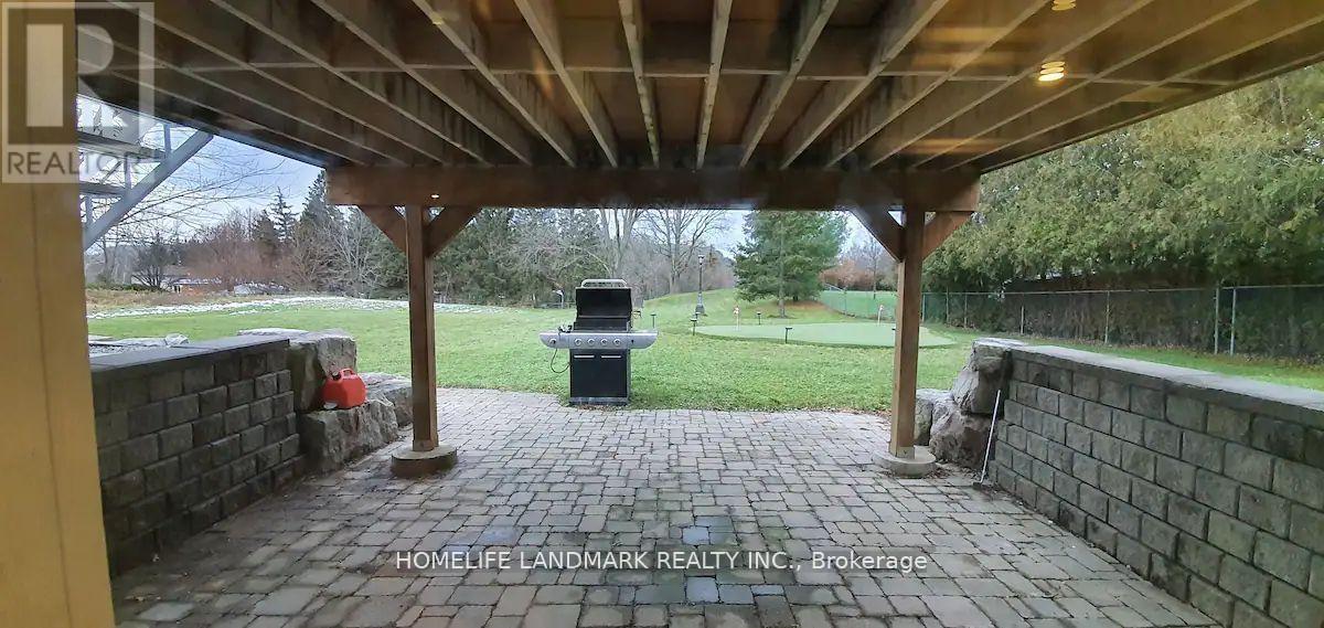 5468 Appleby Line, Burlington, ON - Outdoor