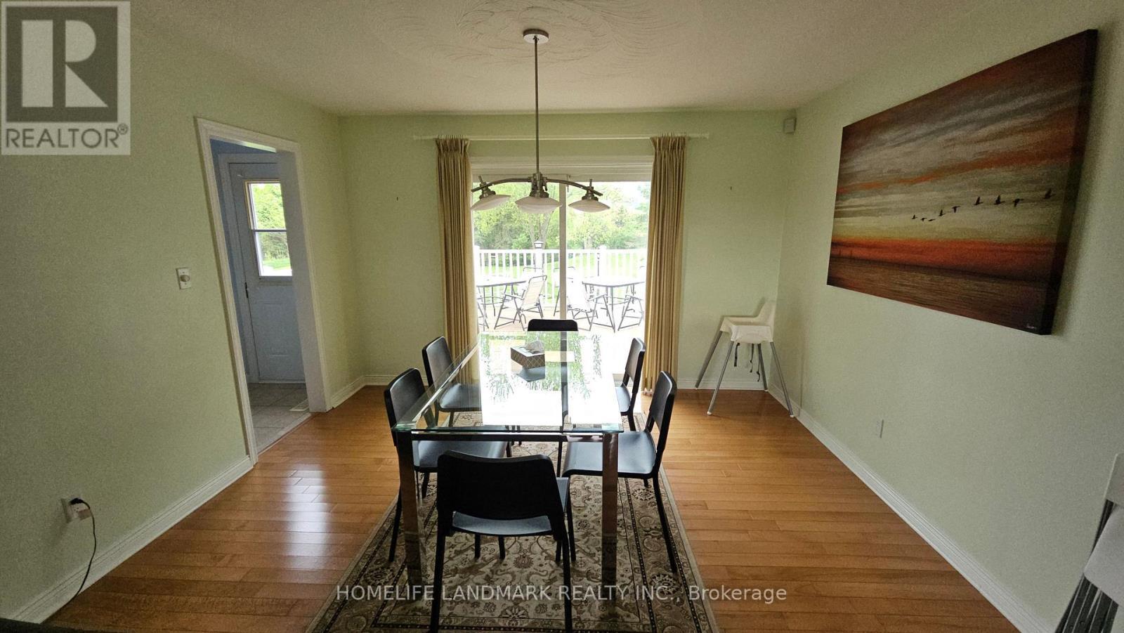 5468 Appleby Line, Burlington, ON - Indoor Photo Showing Dining Room