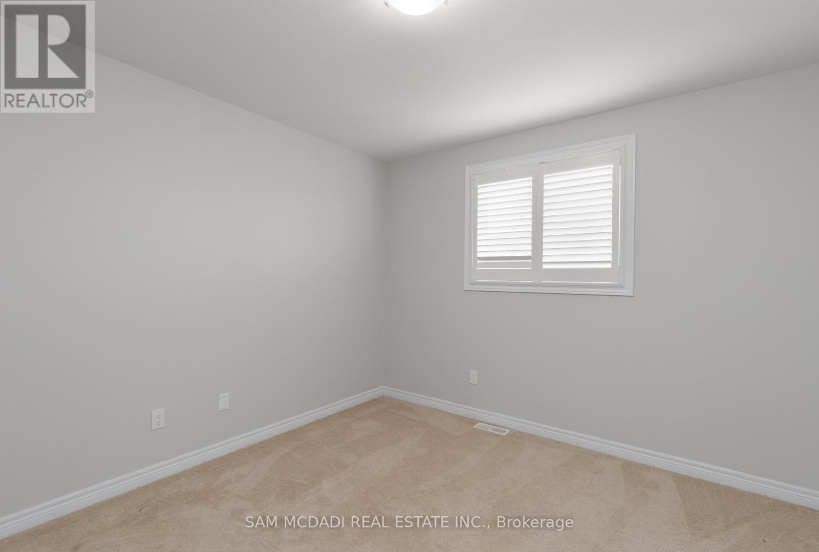 2314 Natasha Circle, Oakville, ON - Indoor Photo Showing Other Room