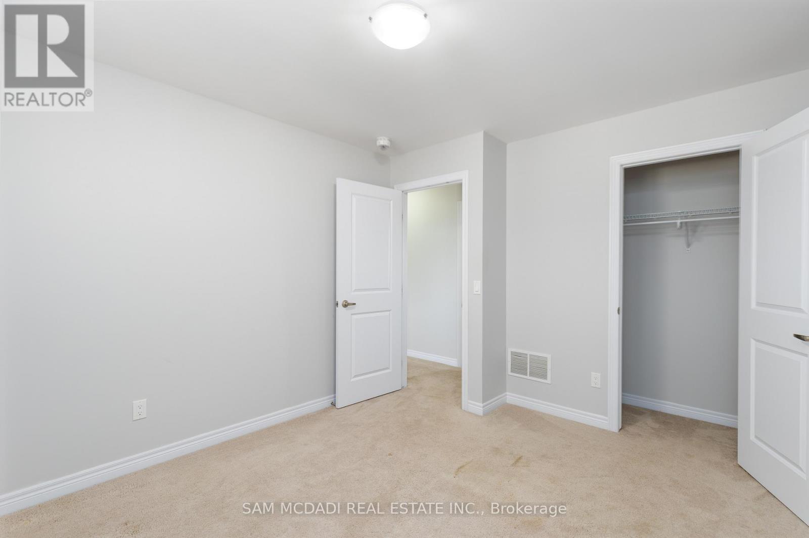 2314 Natasha Circle, Oakville, ON - Indoor Photo Showing Other Room