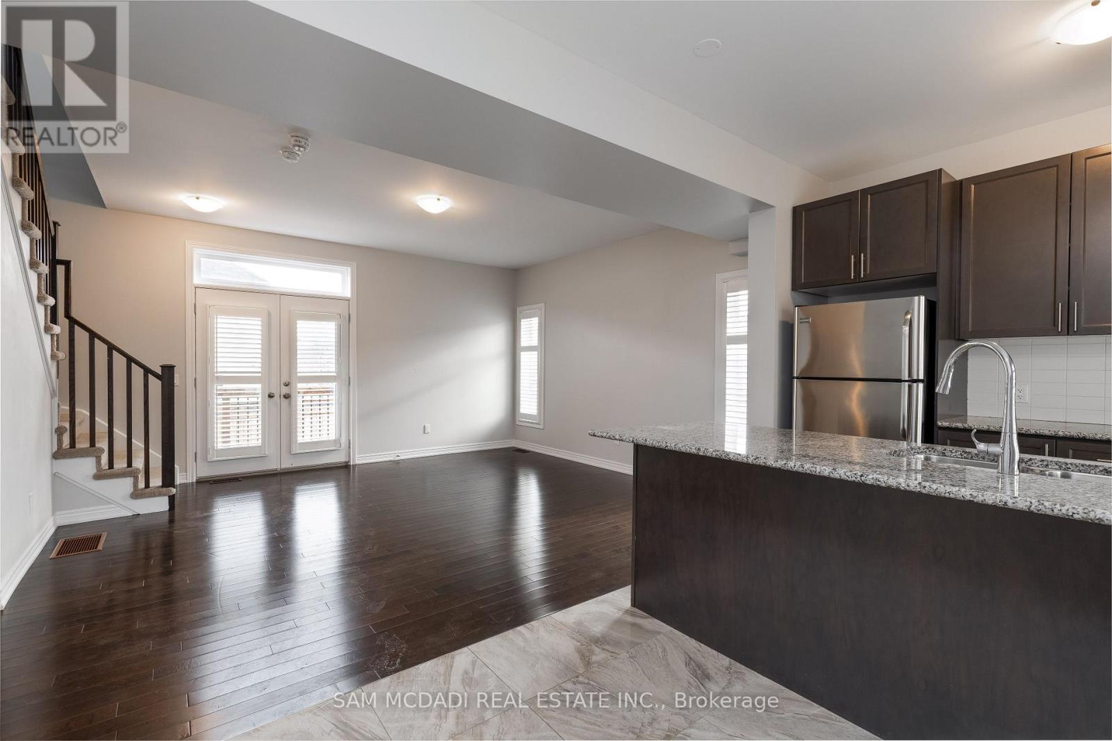 2314 Natasha Circle, Oakville, ON - Indoor Photo Showing Kitchen