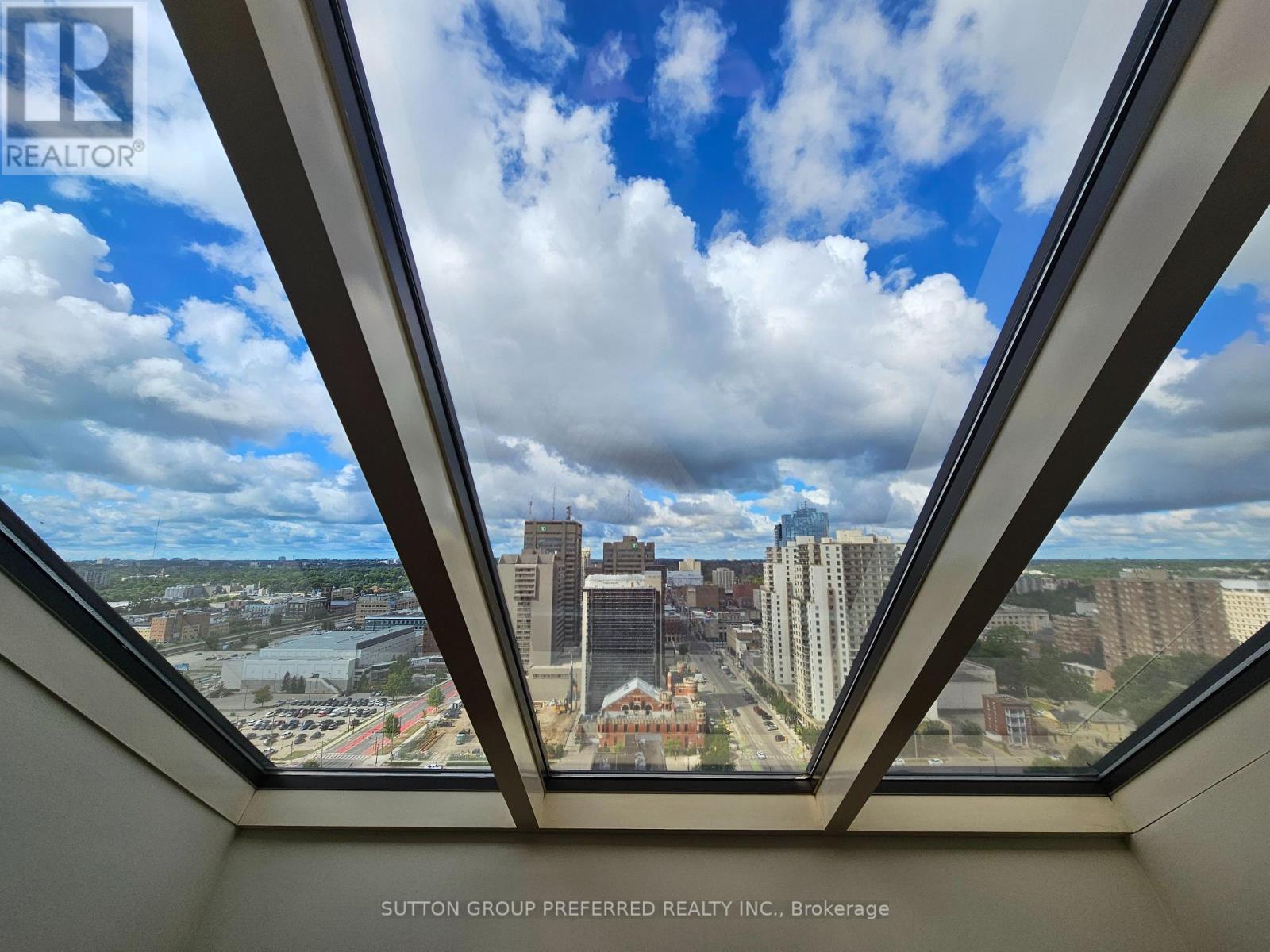 2404 - 389 Dundas Street, London East (East K), ON - With View