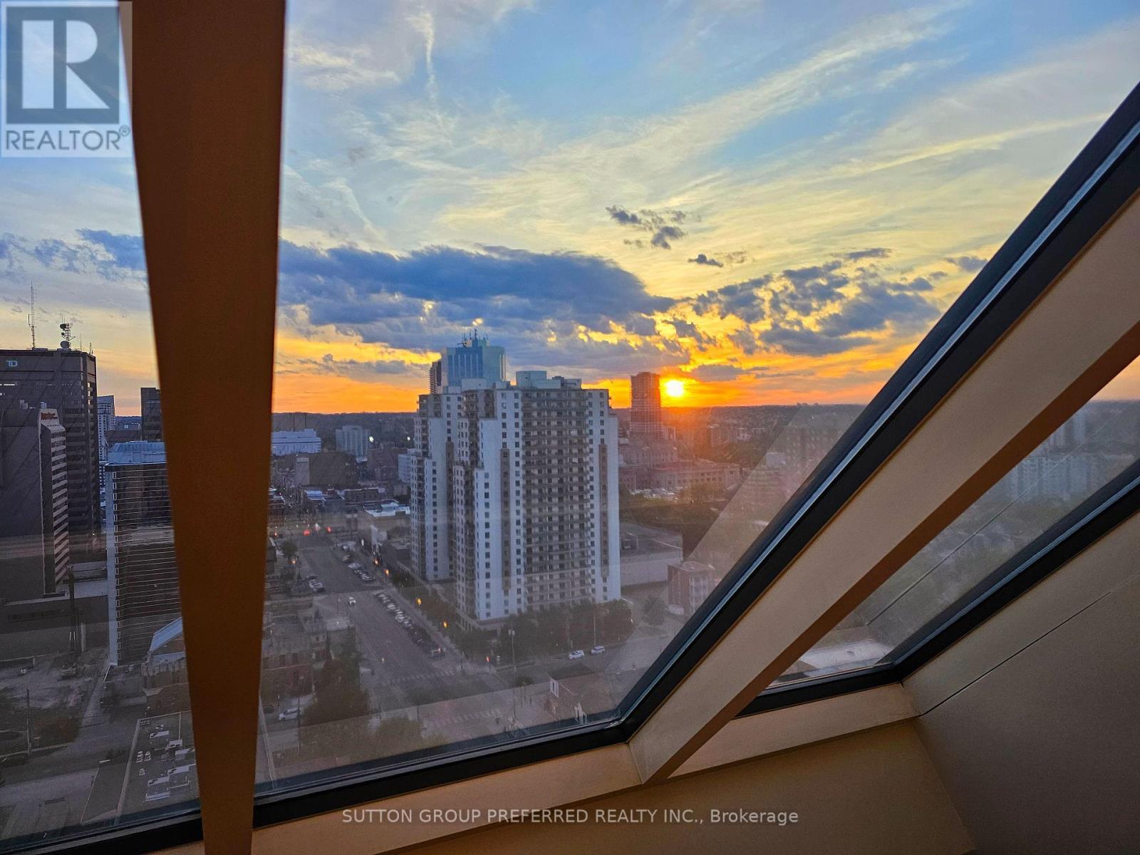 2404 - 389 Dundas Street, London East (East K), ON - Outdoor With View