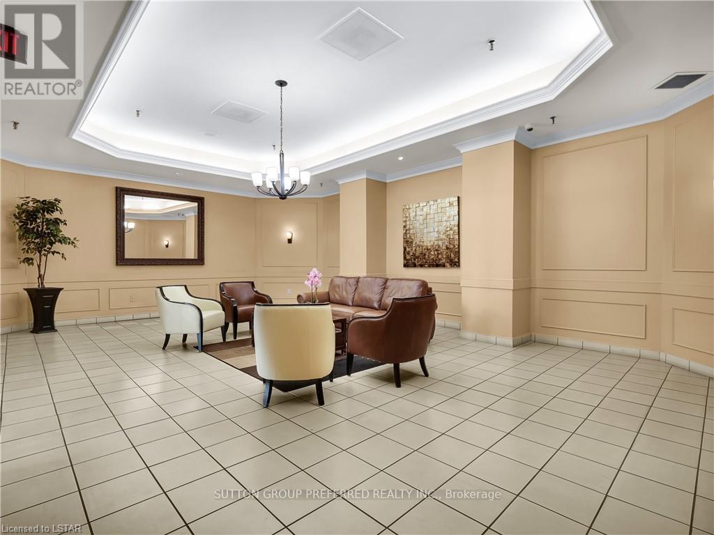 2404 - 389 Dundas Street, London East (East K), ON - Indoor Photo Showing Other Room