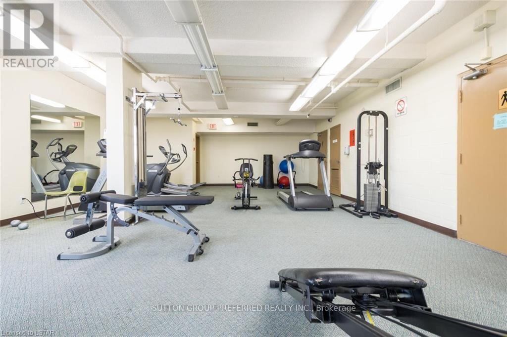 2404 - 389 Dundas Street, London East (East K), ON - Indoor Photo Showing Gym Room