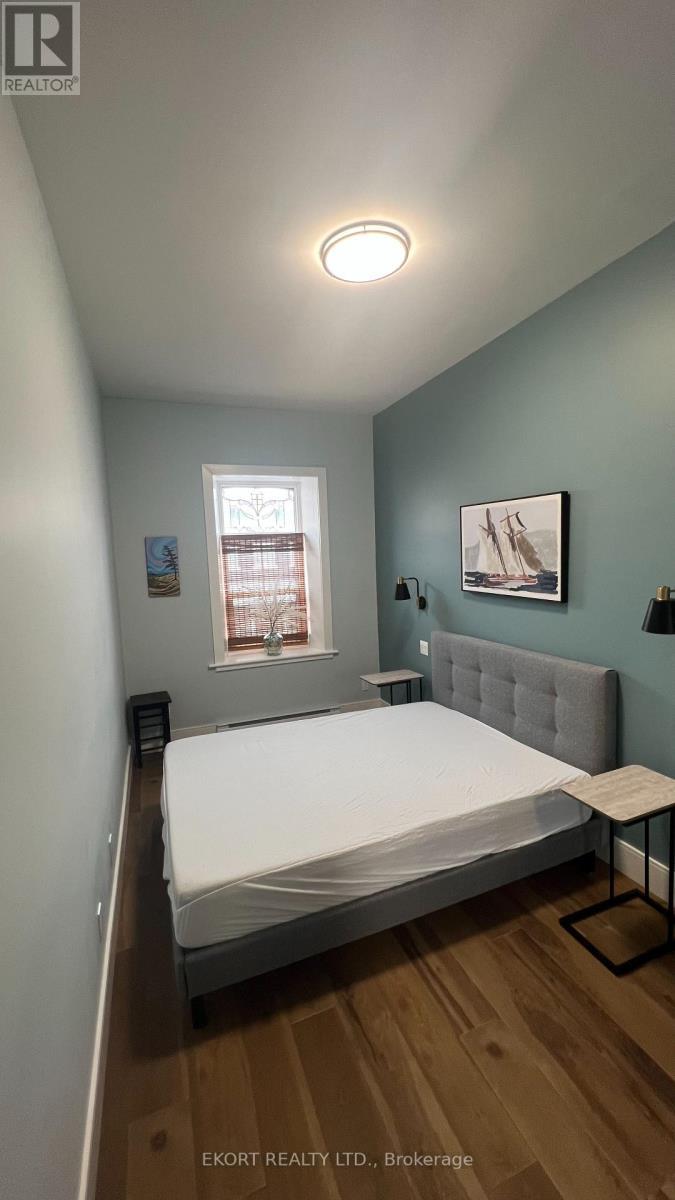 3 - 254 Main Street, Prince Edward County (Picton Ward), ON