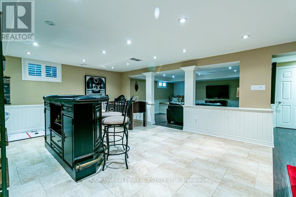 20 Meander Close, Hamilton, ON - Indoor