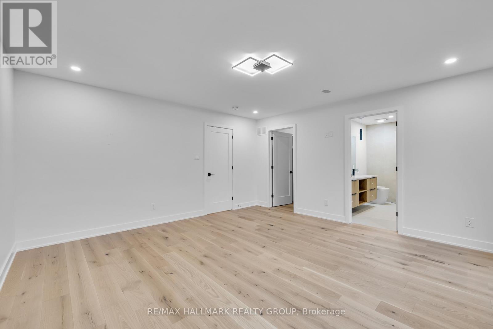 481 Wentworth Avenue, Ottawa, ON - Indoor Photo Showing Other Room