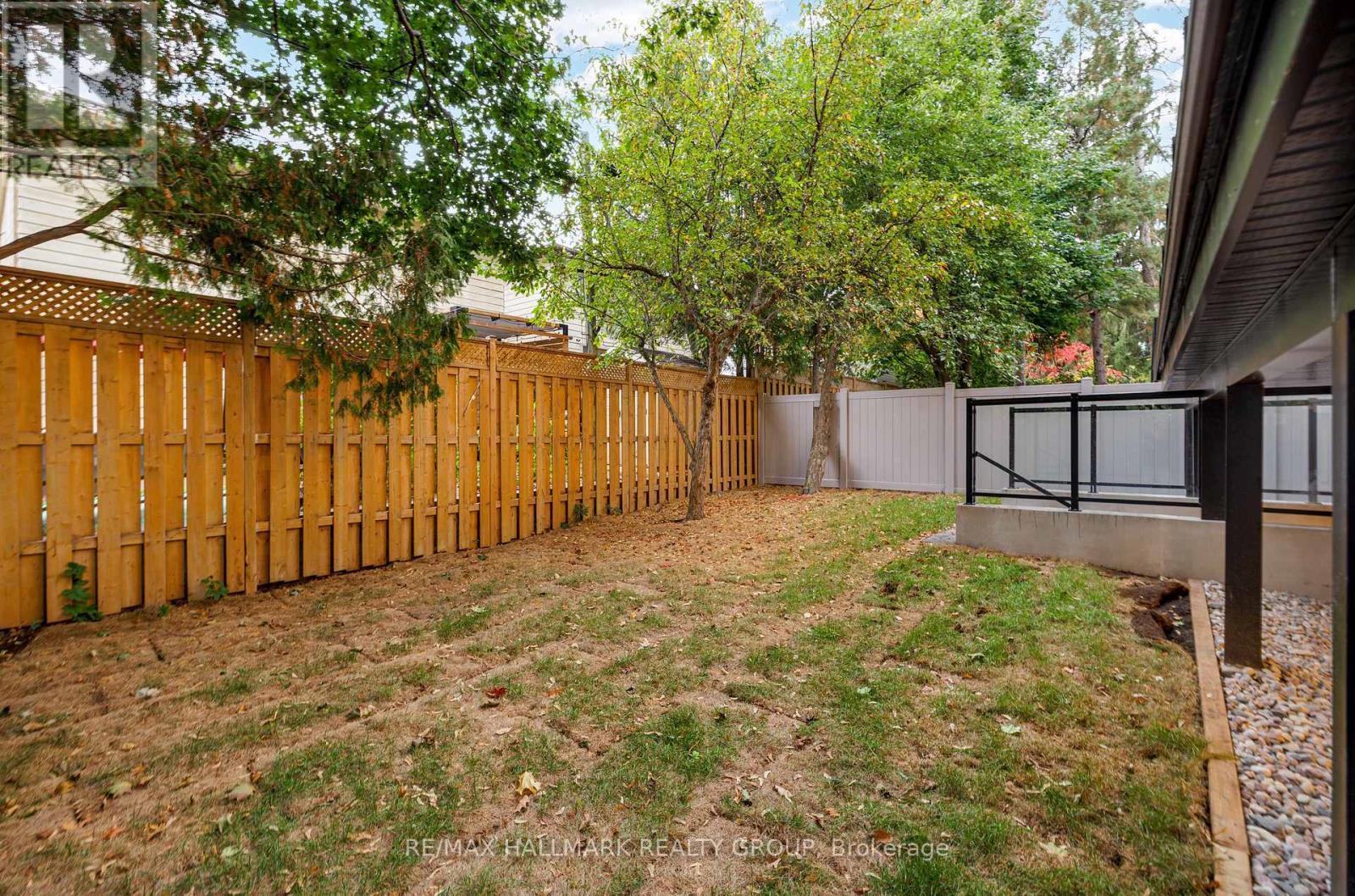 481 Wentworth Avenue, Ottawa, ON - Outdoor