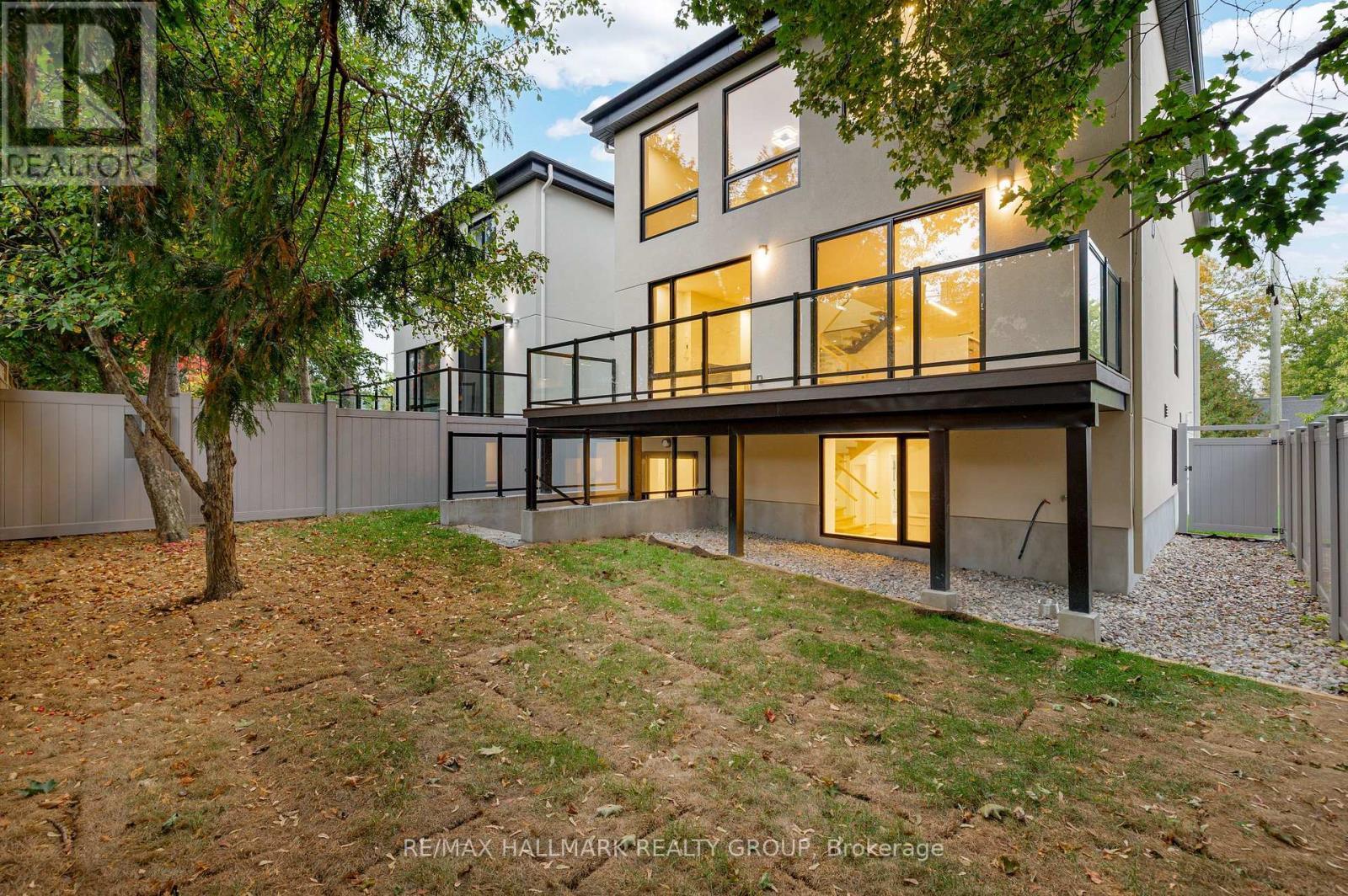 481 Wentworth Avenue, Ottawa, ON - Outdoor