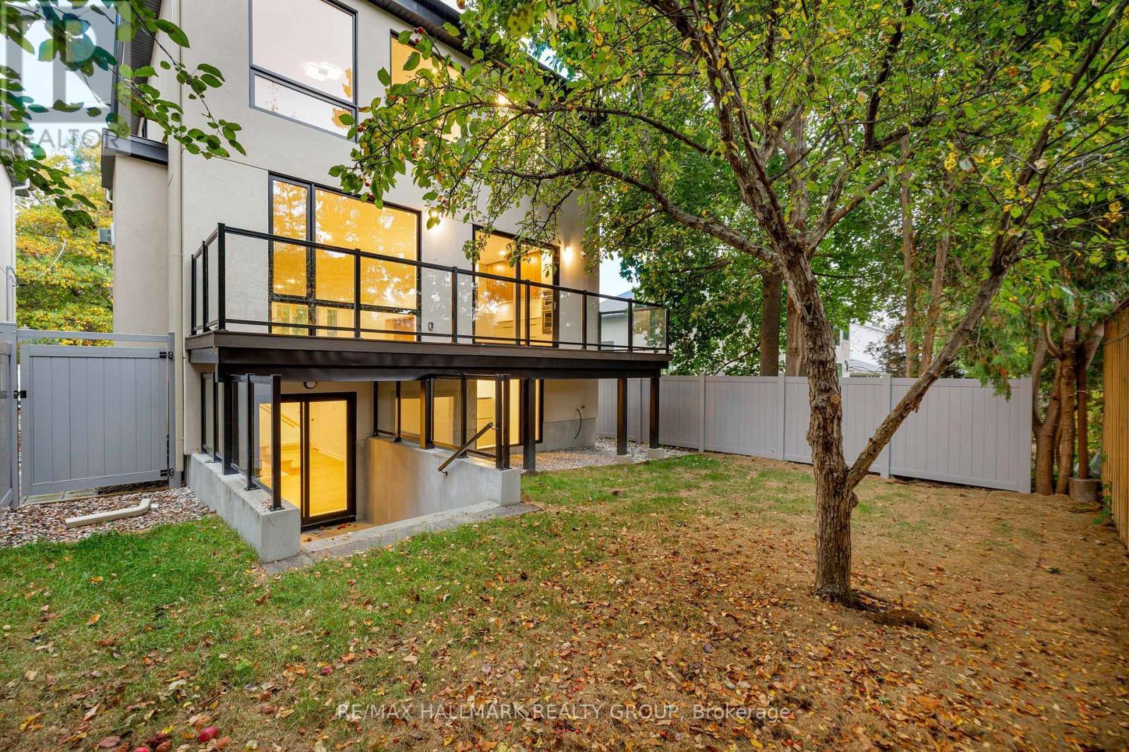 481 Wentworth Avenue, Ottawa, ON - Outdoor