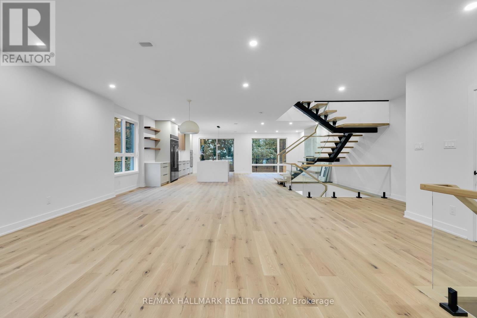 481 Wentworth Avenue, Ottawa, ON - Indoor Photo Showing Other Room