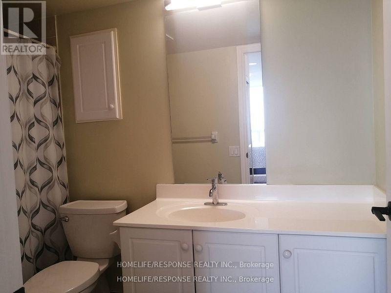 Lph8 - 1720 Eglinton Avenue E, Toronto, ON - Indoor Photo Showing Bathroom