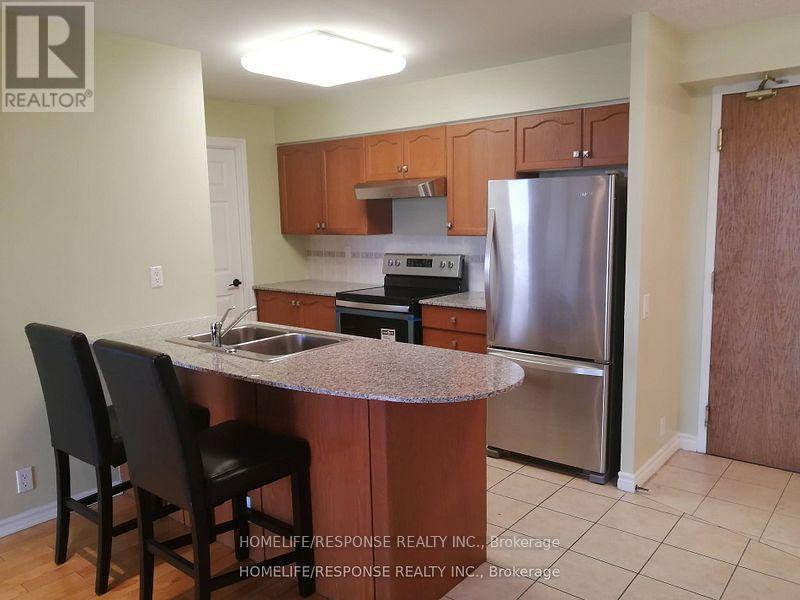 Lph8 - 1720 Eglinton Avenue E, Toronto, ON - Indoor Photo Showing Kitchen With Double Sink