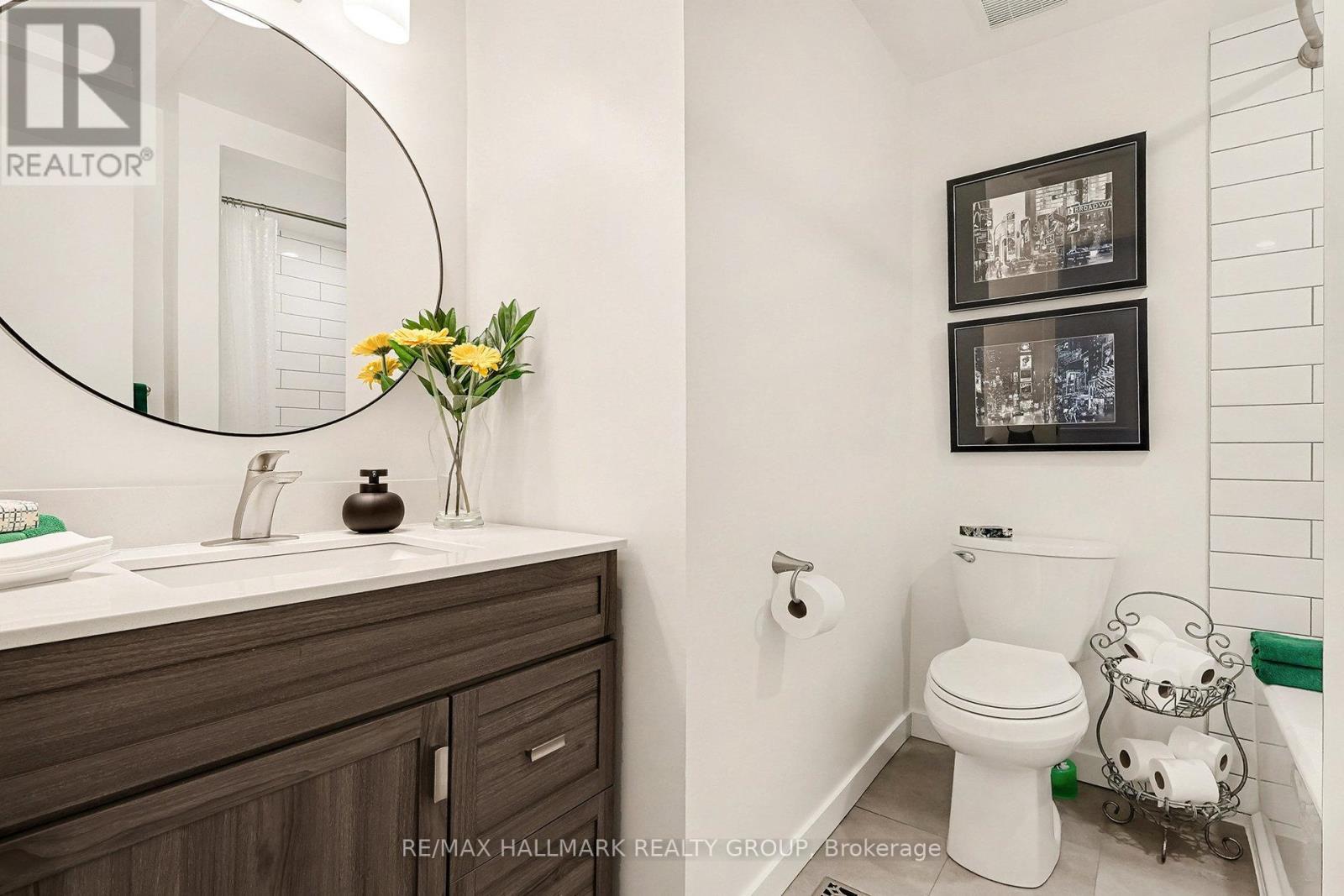 6861 Bilberry Drive, Ottawa, ON