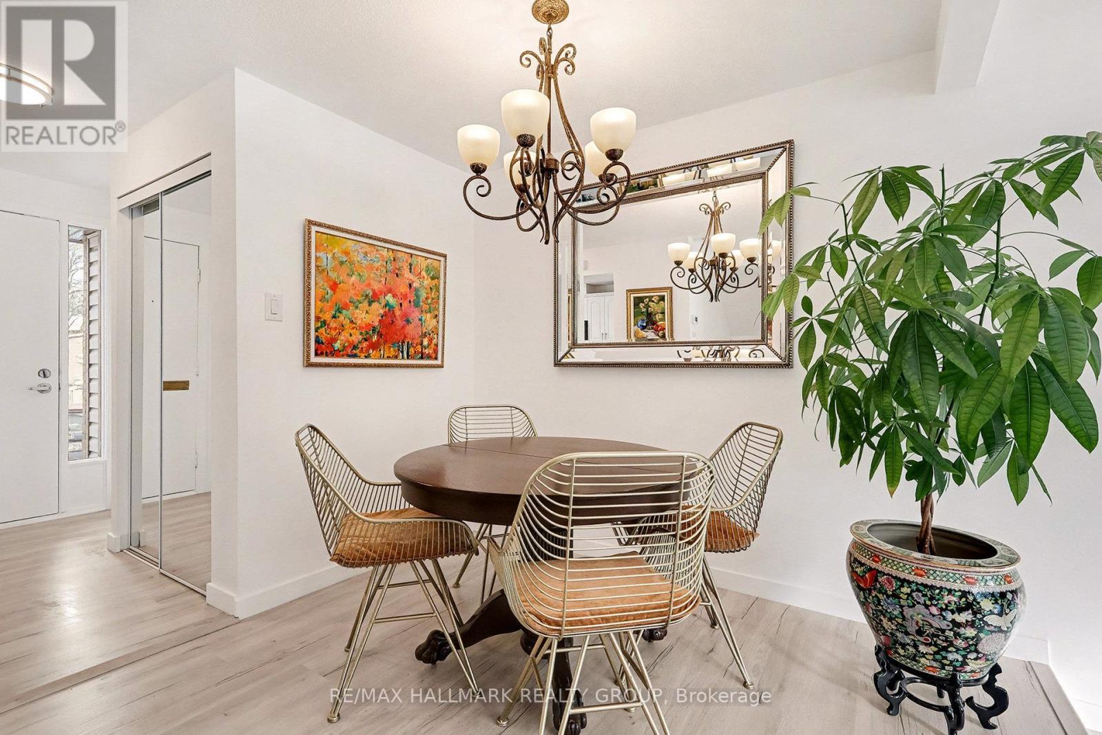 6861 Bilberry Drive, Ottawa, ON