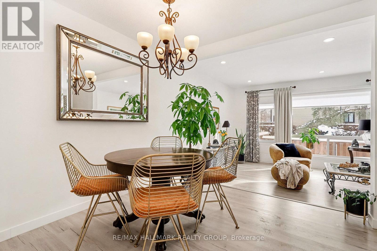 6861 Bilberry Drive, Ottawa, ON