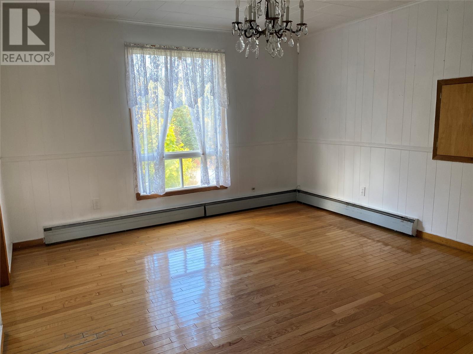 129 Roaches Line Road, Roaches Line, NL - Indoor Photo Showing Other Room