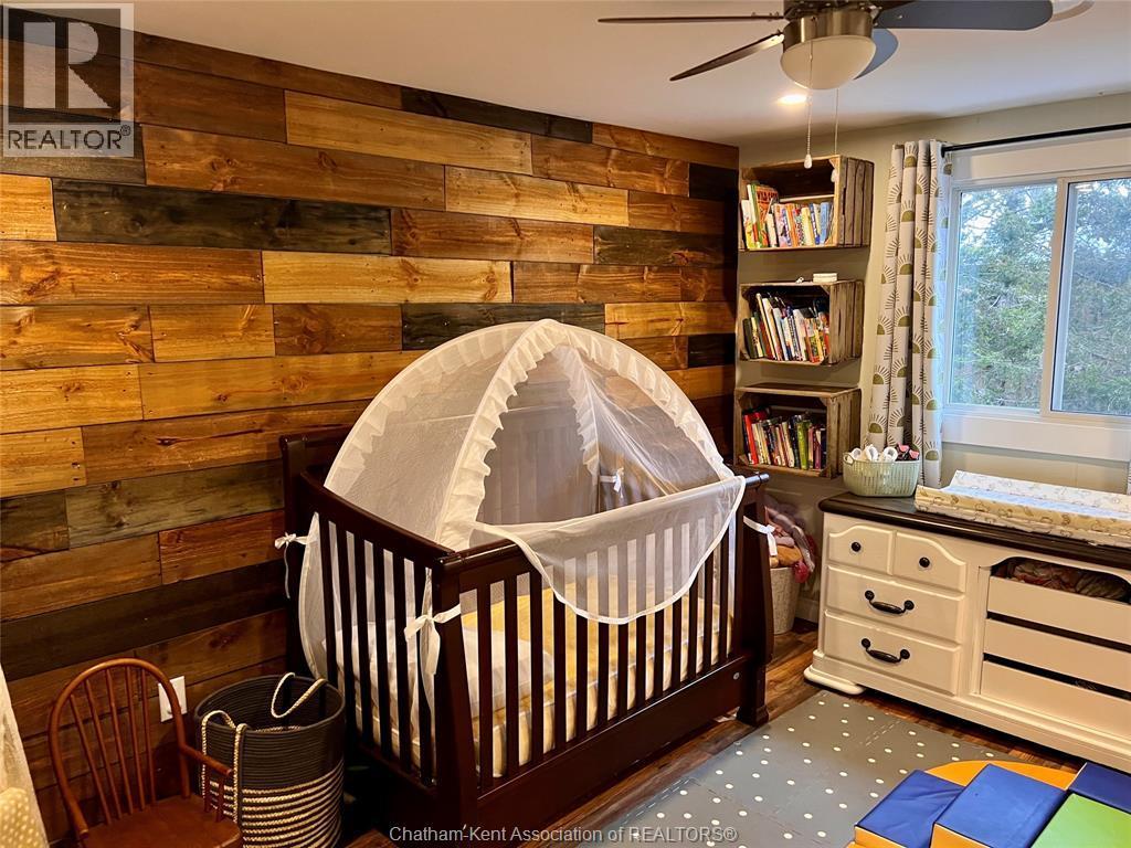 8583 James Street, Charing Cross, ON - Indoor Photo Showing Other Room