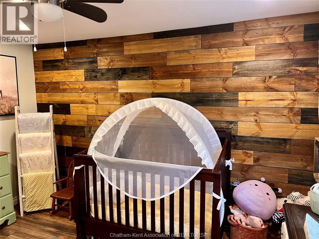 8583 James Street, Charing Cross, ON - Indoor